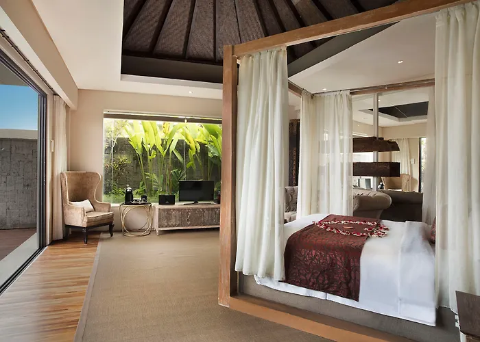 Berry Romantic Villa
