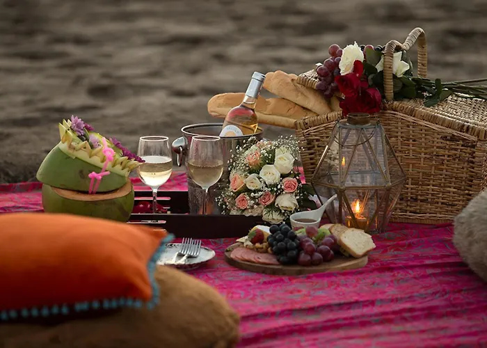Berry Romantic Villa