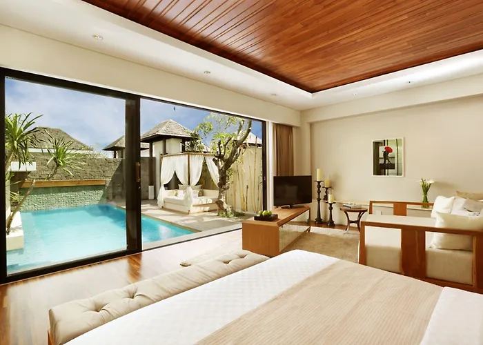 Berry Romantic Villa