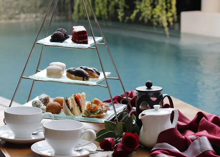 Berry Romantic Villa *