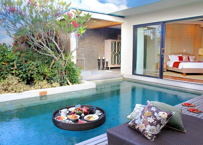 Berry Romantic Villa Seminyak