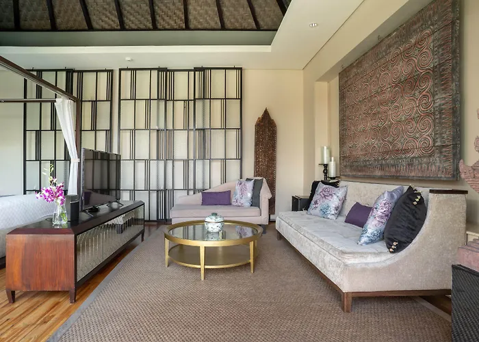 Berry Romantic Villa Seminyak (Bali)